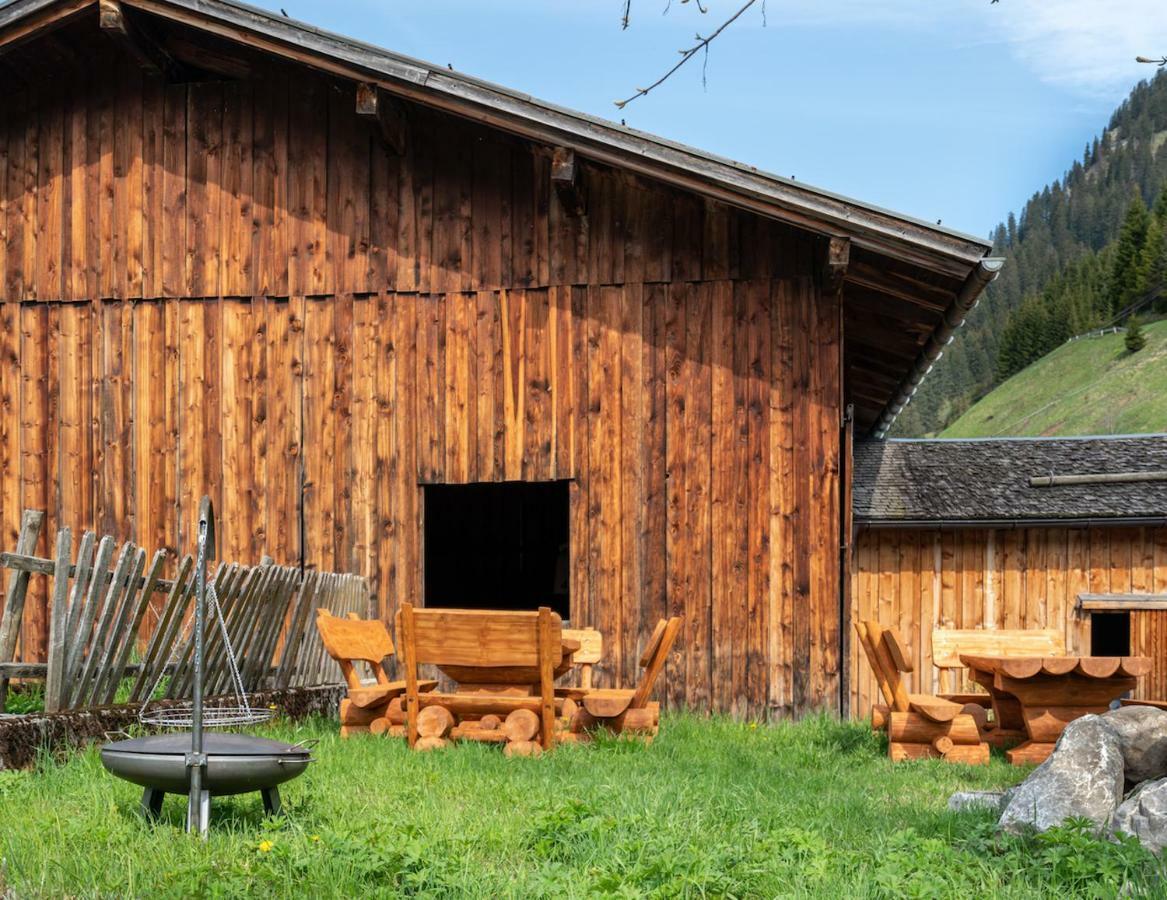 Bergwelt-M - Scheunencamping Schröcken Exteriör bild